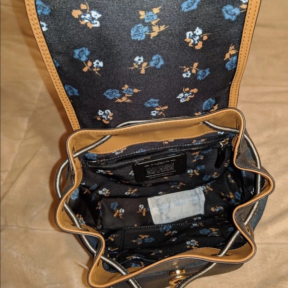 Authentic COACH NEW Mini Billie Backpack denim/leather mix - Picture 4 of 8